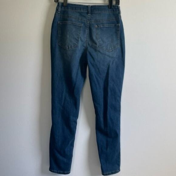 Stitch Star High Rise Medium Wash Button Skinny Jeans Size 6 - Picture 3 of 6